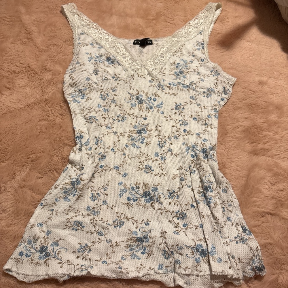Blue floral XL women’s cami